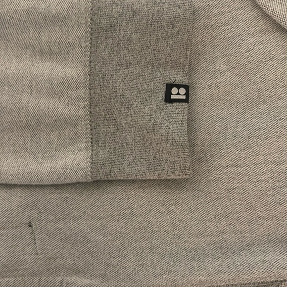 Plan B crew neck W/ kangaroo pouch - Picture 2 of 5